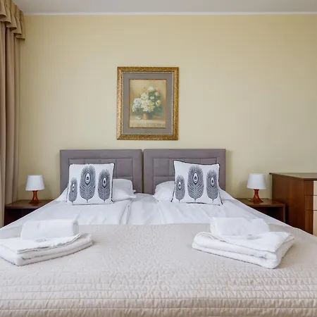 River View Nad Parseta & Balcony By Renters Апартаменты
