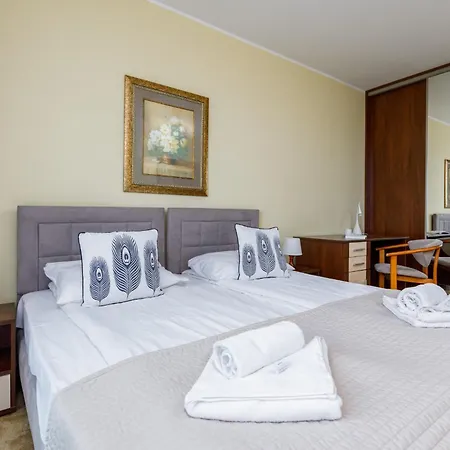 River View Nad Parseta & Balcony By Renters Apartment *
